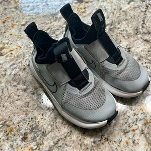 Nike flex plus kids size 10.5